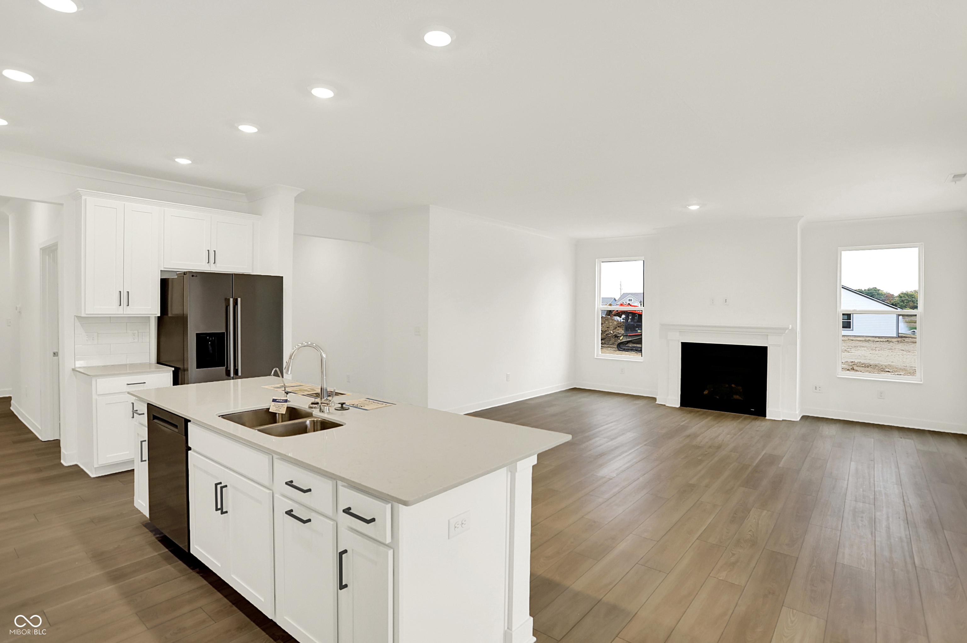 5357 Nettleton Way Avon, IN 46123 - Photo 10 of 40