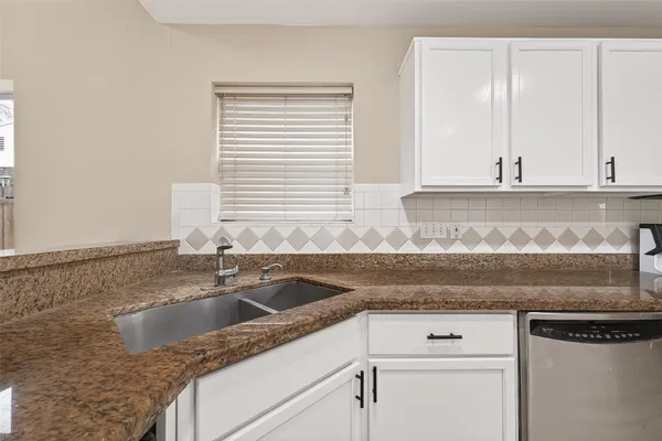 $2,450 | 23035 Canal Road, Richmond, TX 77406