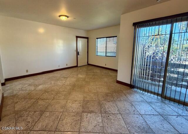 828 East Thompson Boulevard, Unit D Ventura, CA 93001 - Photo 8 of 24 a view of an empty room with a window