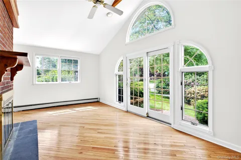 $965,000 | 25 Carlton Street, Malverne, NY 11565
