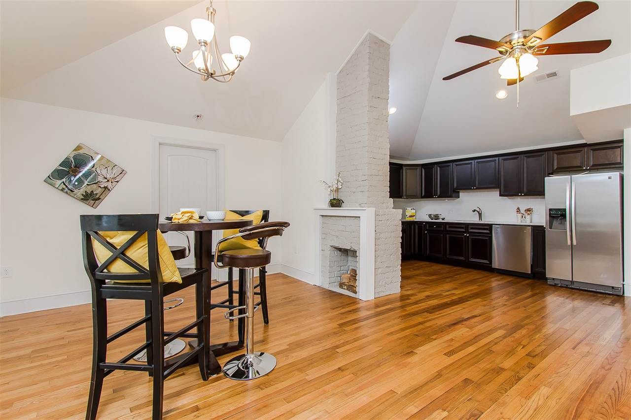 309 East Lee Street Raleigh, NC 27601 - Photo 7 of 18 Photo 8