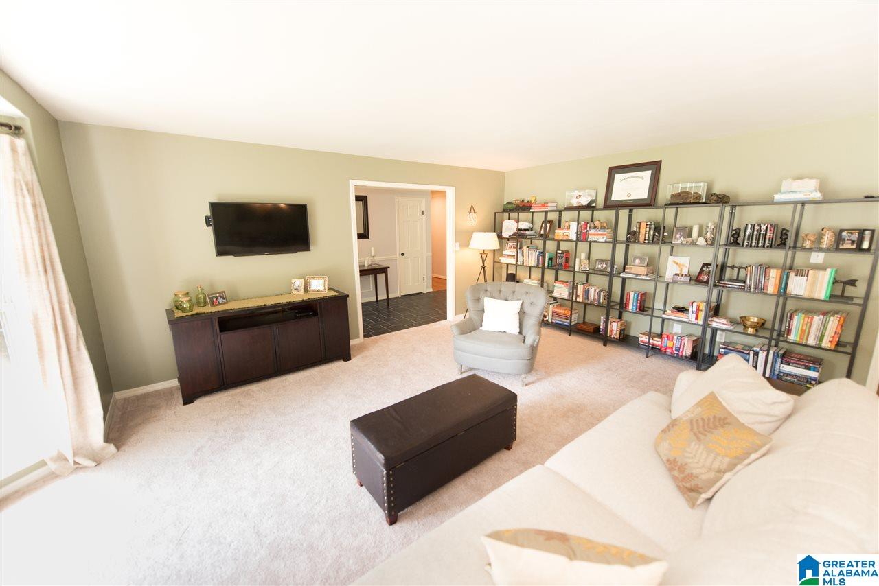 3726 Woodvale Road Birmingham, AL 35223 - Photo 12 of 41