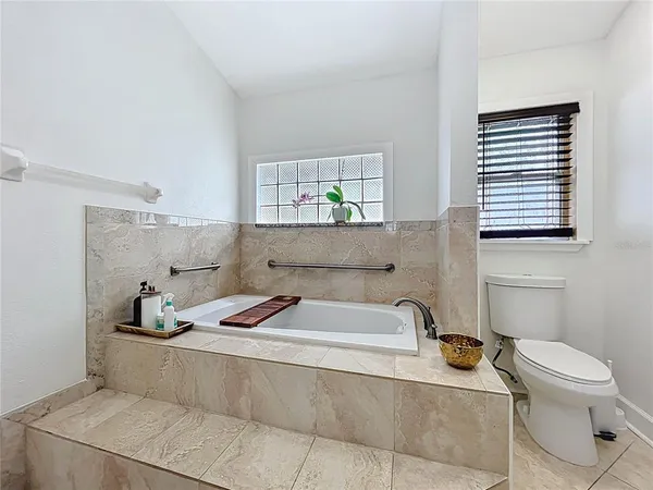 $375,000 | 1243 Whispering Winds Court, Apopka, FL 32703