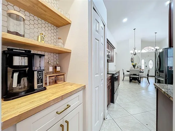 $375,000 | 1243 Whispering Winds Court, Apopka, FL 32703