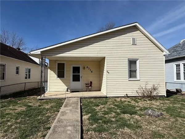 $129,900 | 6316 Morris Street, St. Joseph, MO 64504