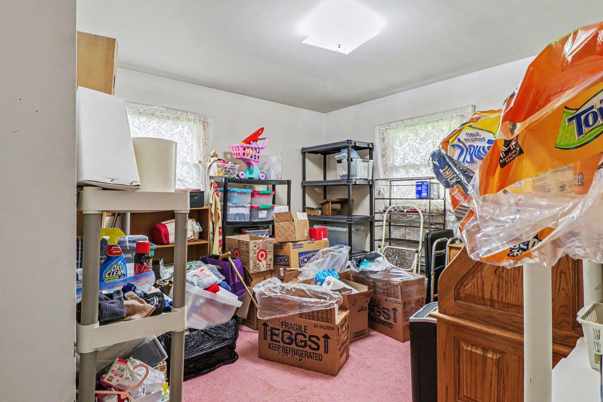 305 West 35th Avenue Griffith, IN 46319 - Photo 14 of 20 2038x1359