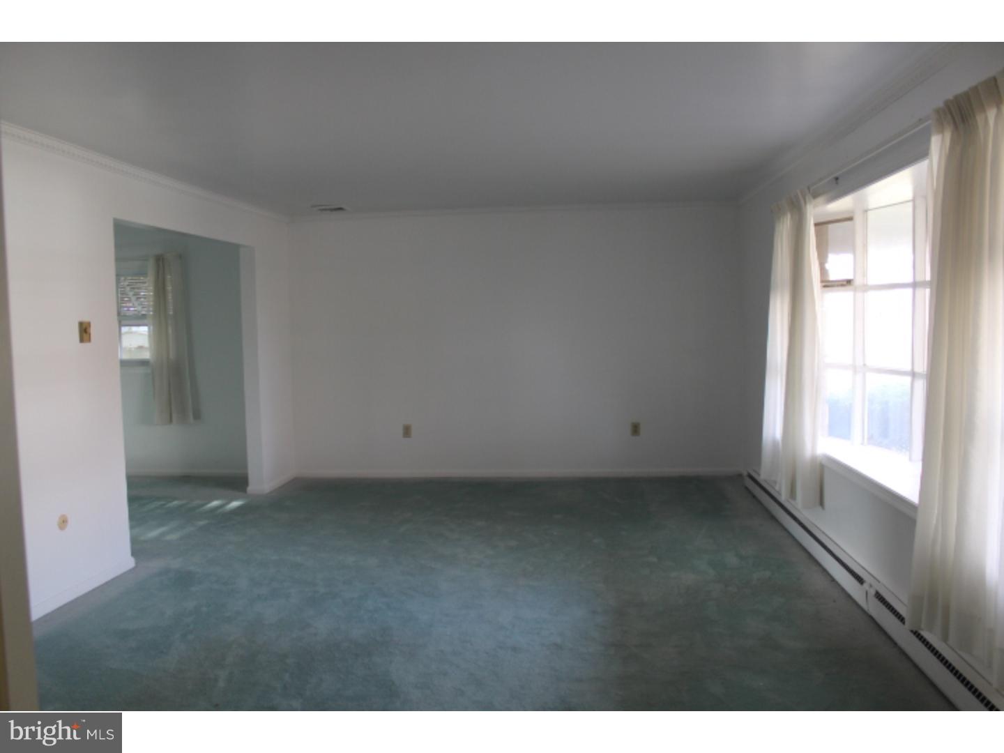 982 Kenny Road Pottstown, PA 19464 - Photo 6 of 20 Gallery Image 6