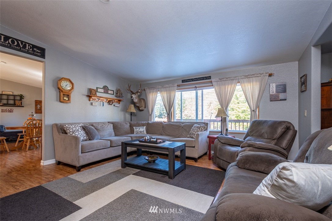 654 Mill Creek Road Raymond, WA 98577 - Photo 5 of 25 Gallery Image 5