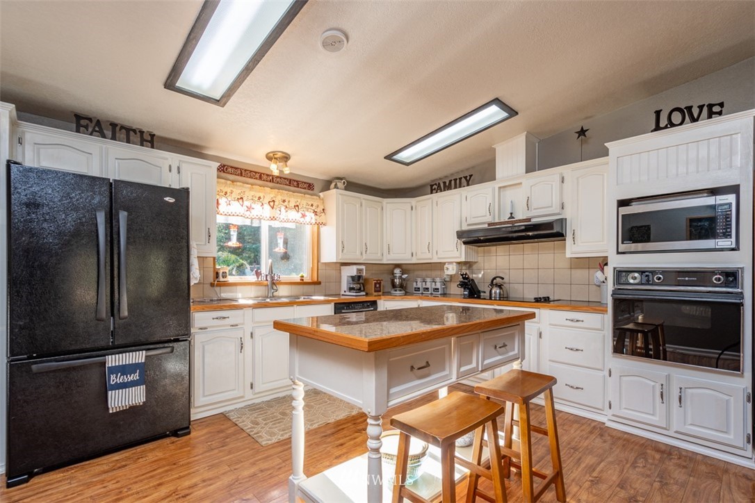 654 Mill Creek Road Raymond, WA 98577 - Photo 7 of 25 Gallery Image 7