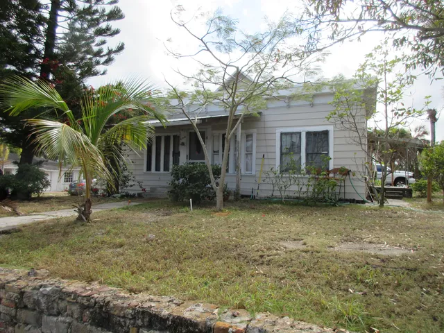 $295,000 | 603 Avenue Avenue East, Fort Pierce, FL 34950