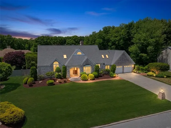 $950,000 | 40 Alpine Estates Drive, Cranston, RI 02921
