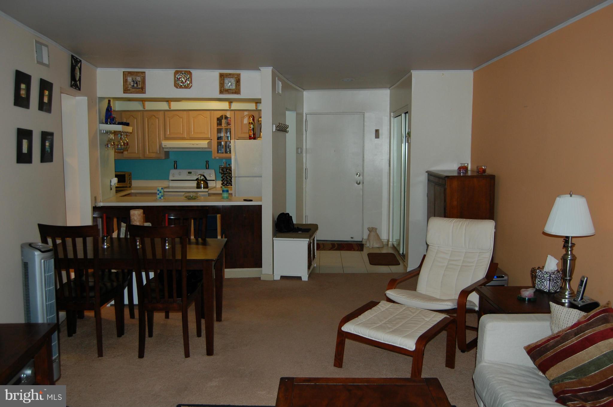 5802 Royal Ridge Drive, Unit N Springfield, VA 22152 - Photo 6 of 26 Interior (General)