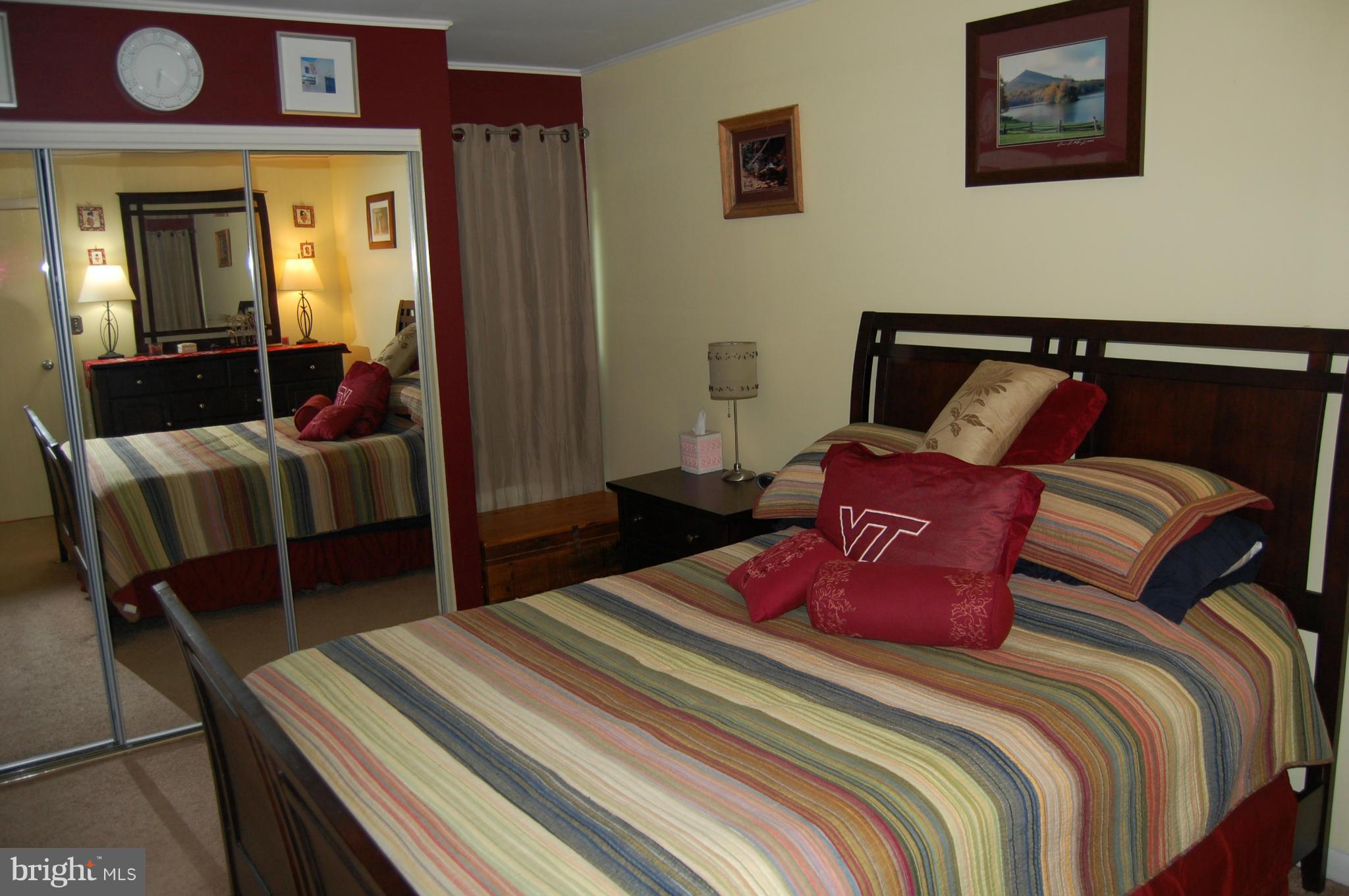 5802 Royal Ridge Drive, Unit N Springfield, VA 22152 - Photo 10 of 26 Bedroom