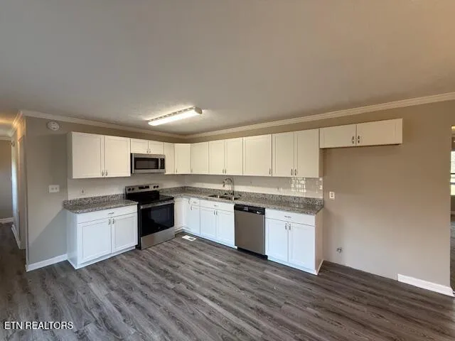 $434,900 | 884 Shadow Brook Way, Parrottsville, TN 37843