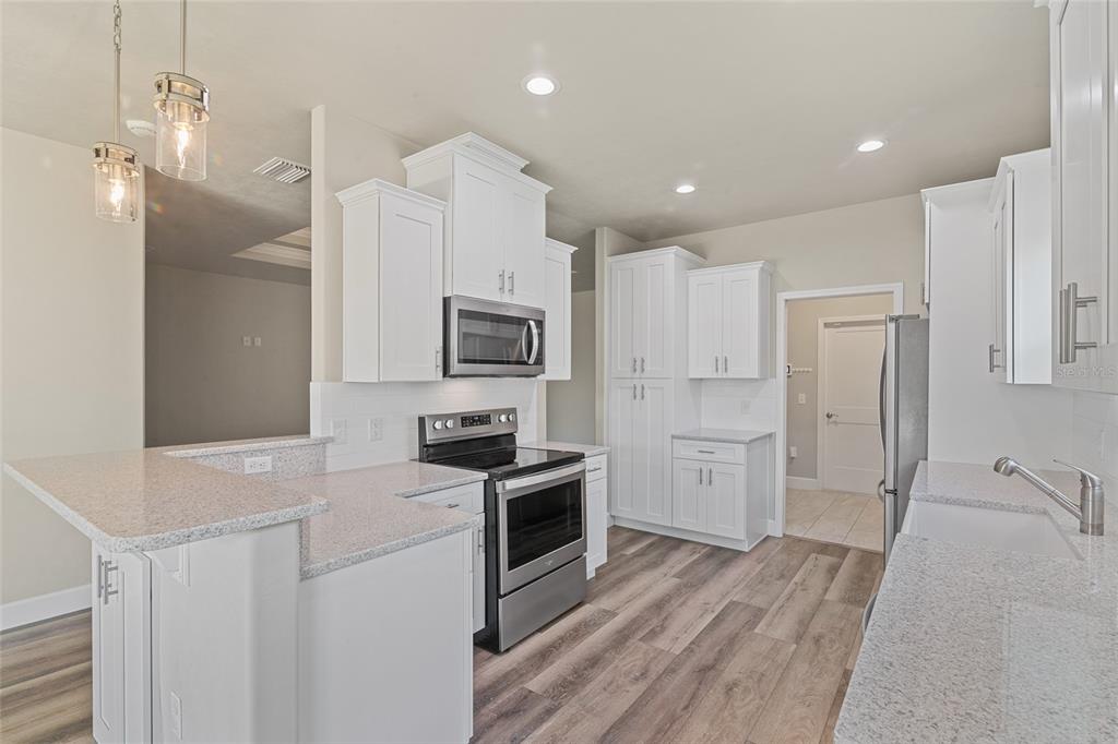 1689 Southwest 71st Circle Gainesville, FL 32607 - Photo 14 of 35