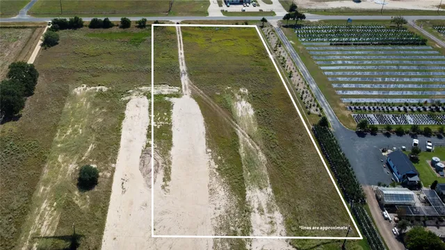 a bird view of a bathtub