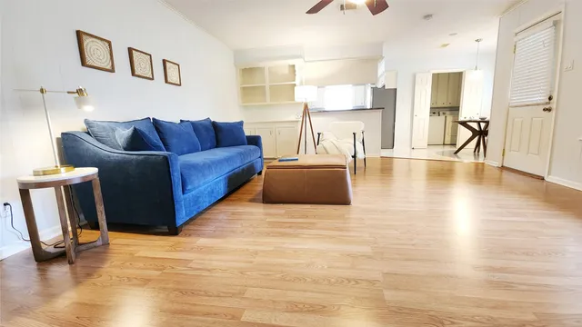 $290,000 | 27225 Lana Lane, Oak Ridge North, TX 77385