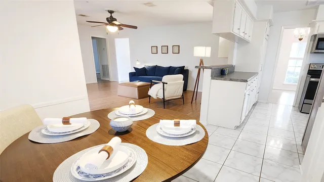 $290,000 | 27225 Lana Lane, Oak Ridge North, TX 77385