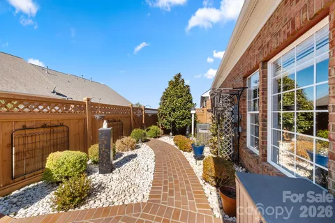$665,000 | 15211 Arleta Circle, Charlotte, NC 28277