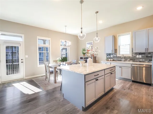 $475,000 | 310 Tiber Place, St. Charles, MO 63301