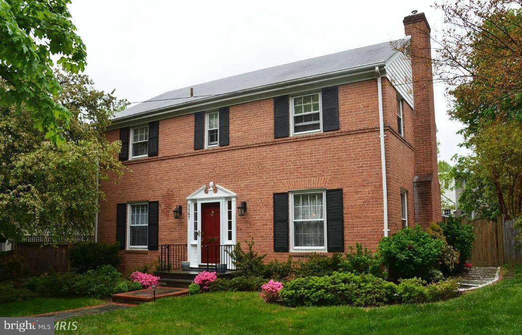 Exterior (Front)
