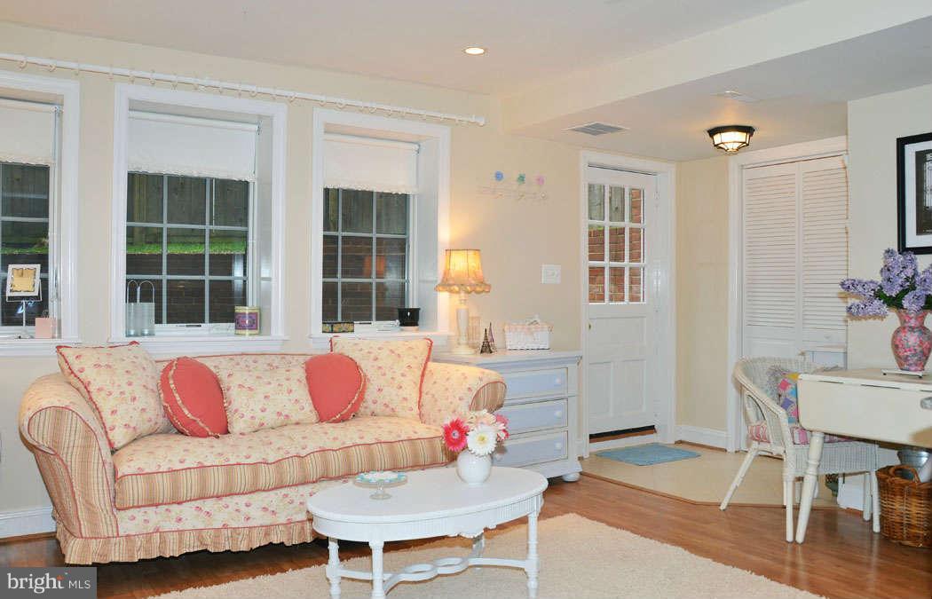 5507 Jordan Road Bethesda, MD 20816 - Photo 22 of 29 Interior General