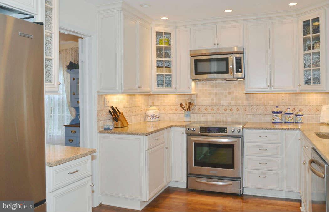5507 Jordan Road Bethesda, MD 20816 - Photo 8 of 29 Kitchen