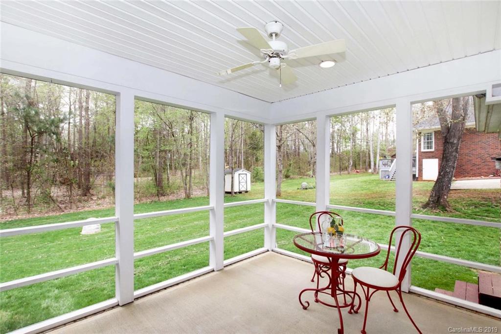 156 Ridgetop Road Mooresville, NC 28117 - Photo 9 of 31 Gallery Image 9