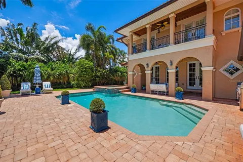 $2,250,000 | 1124 Seville Lane Northeast, St. Petersburg, FL 33704