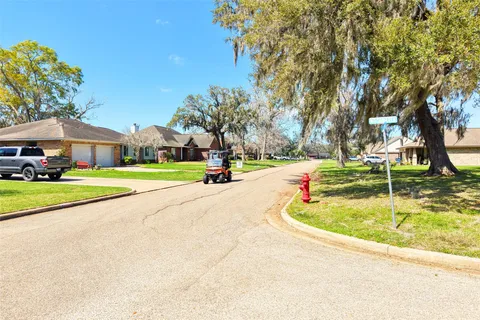 $37,400 | Tbd Woodhaven Drive, West Columbia, TX 77486