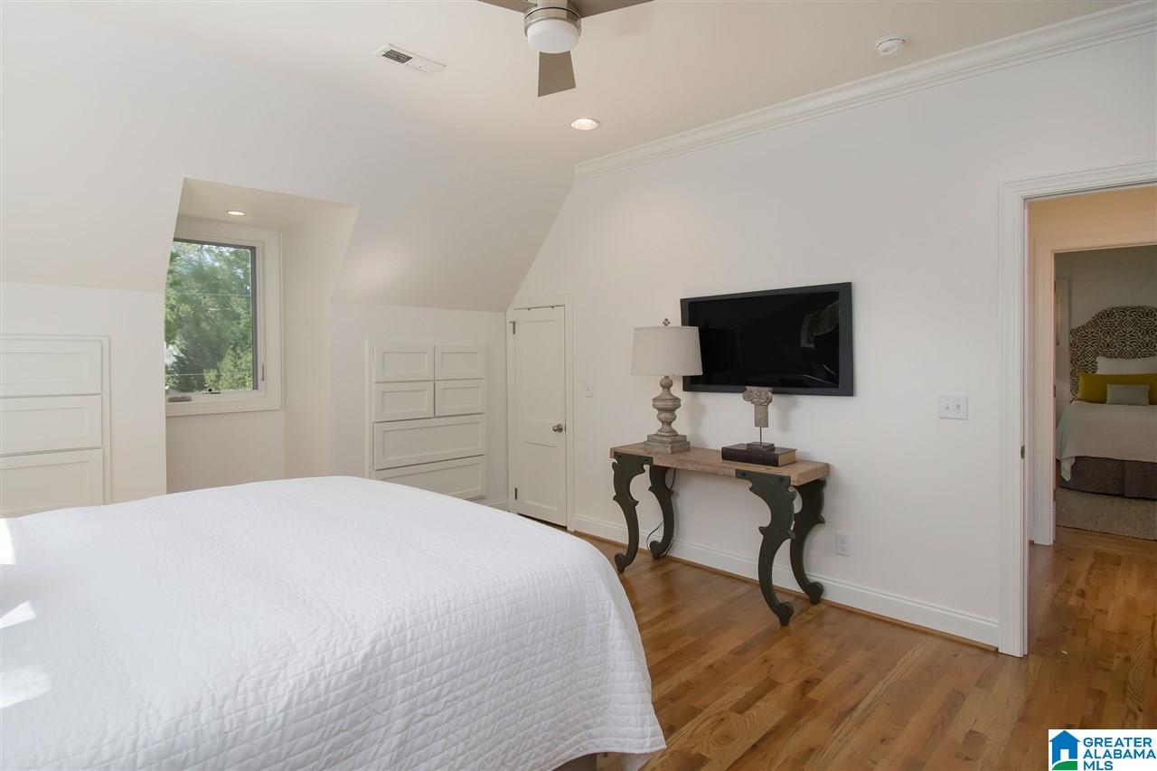 1719 Kensington Road Birmingham, AL 35209 - Photo 22 of 38