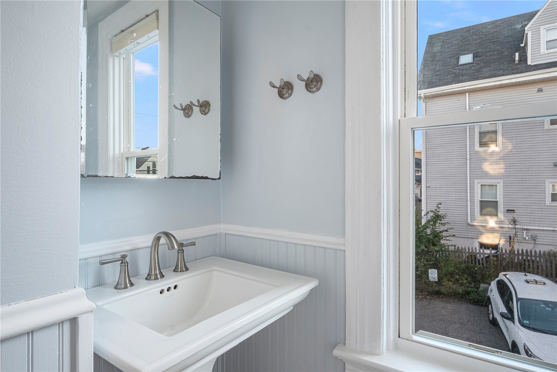 98 Evergreen Street, Unit 2 Providence, RI 02906 - Photo 15 of 25