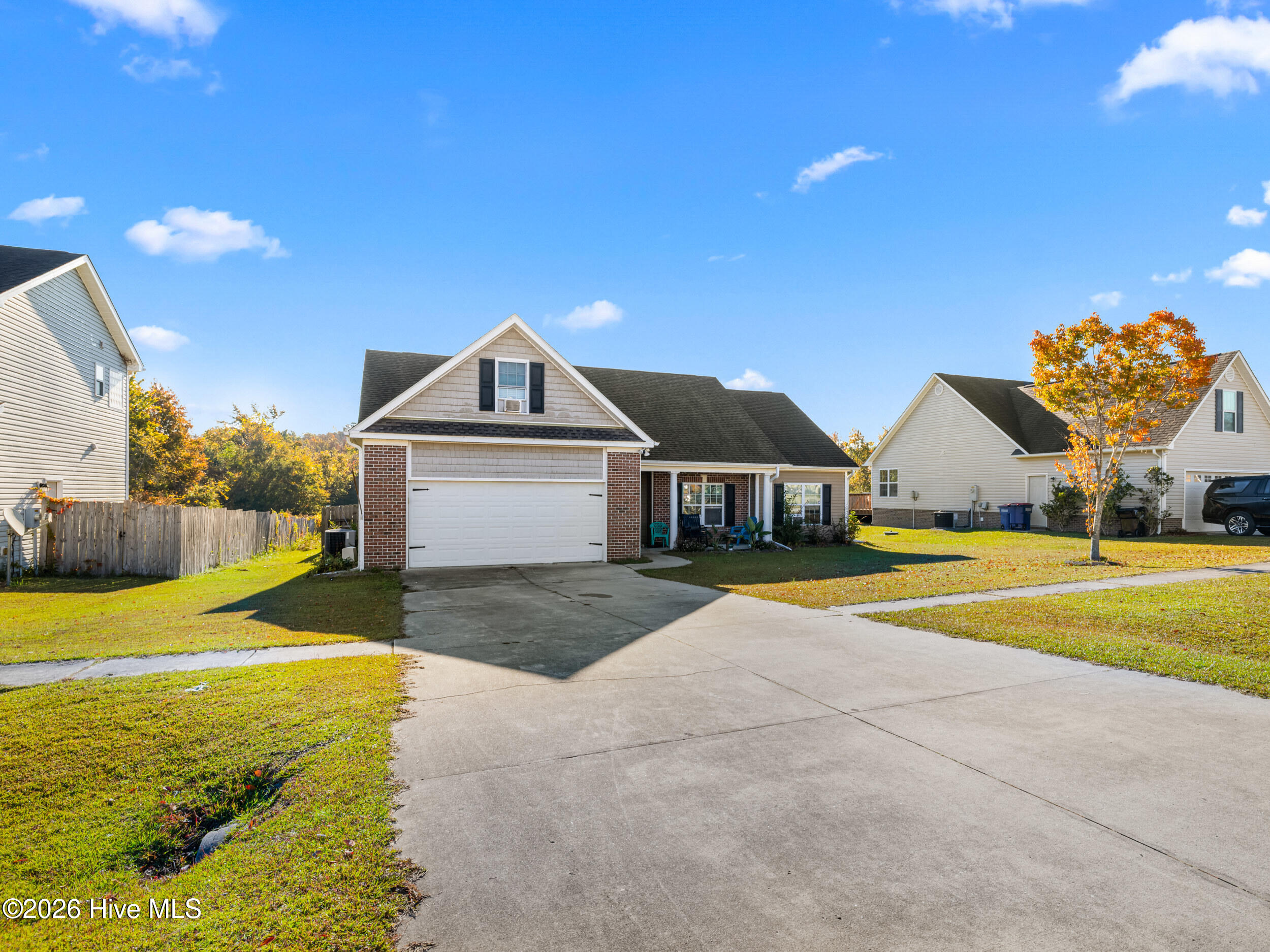 220 Emerald Ridge Road Jacksonville, NC 28546 - Photo 2 of 29