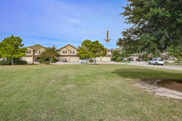 $2,000 | 6431 Calgary Woods Lane, Katy, TX 77494