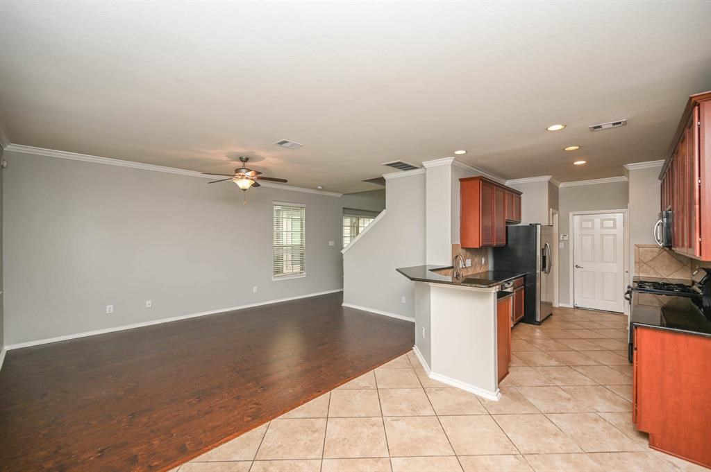 6431 Calgary Woods Lane Katy, TX 77494 - Photo 6 of 33