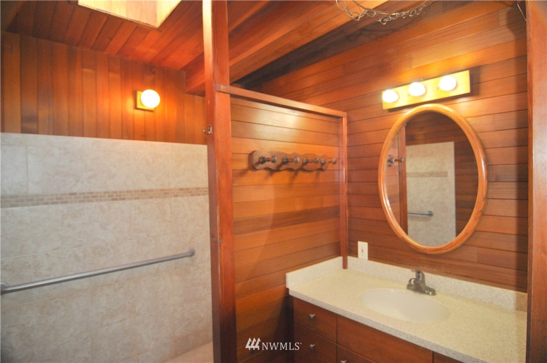 86 Weeks Point Way Lopez Island, WA 98261 - Photo 12 of 20 Gallery Image 12