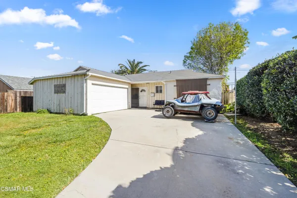 $640,000 | 6922 Tunney Avenue, Reseda, CA 91335