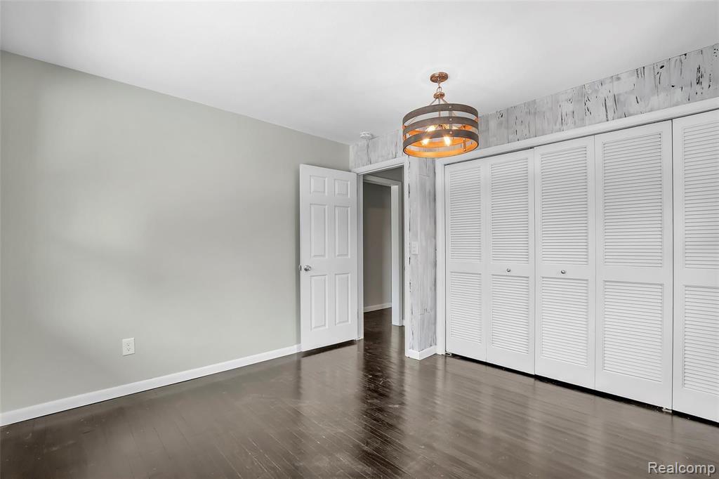 17980 Savage Road Belleville, MI 48111 - Photo 16 of 40