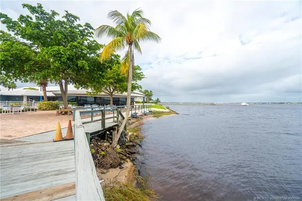 $3,400 | 175 Southeast St Lucie Boulevard, Unit A106, Stuart, FL 34996