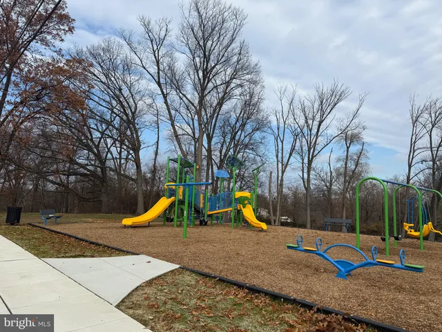 $379,000 | 105 North Diamond Street, Clifton Heights, PA 19018