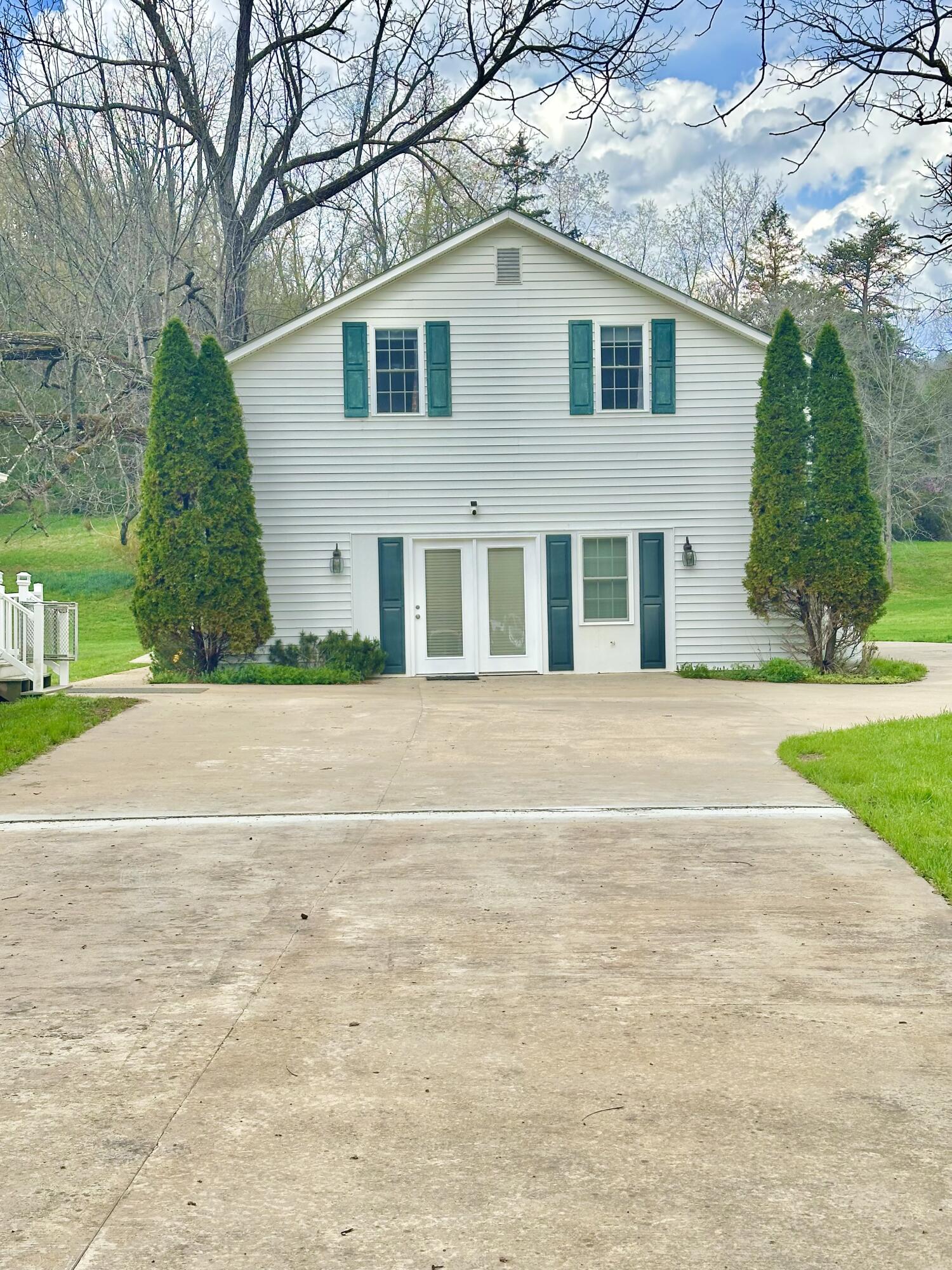 800 East Morris Hill Road Covington, VA 24426 - Photo 11 of 126 IMG_7157