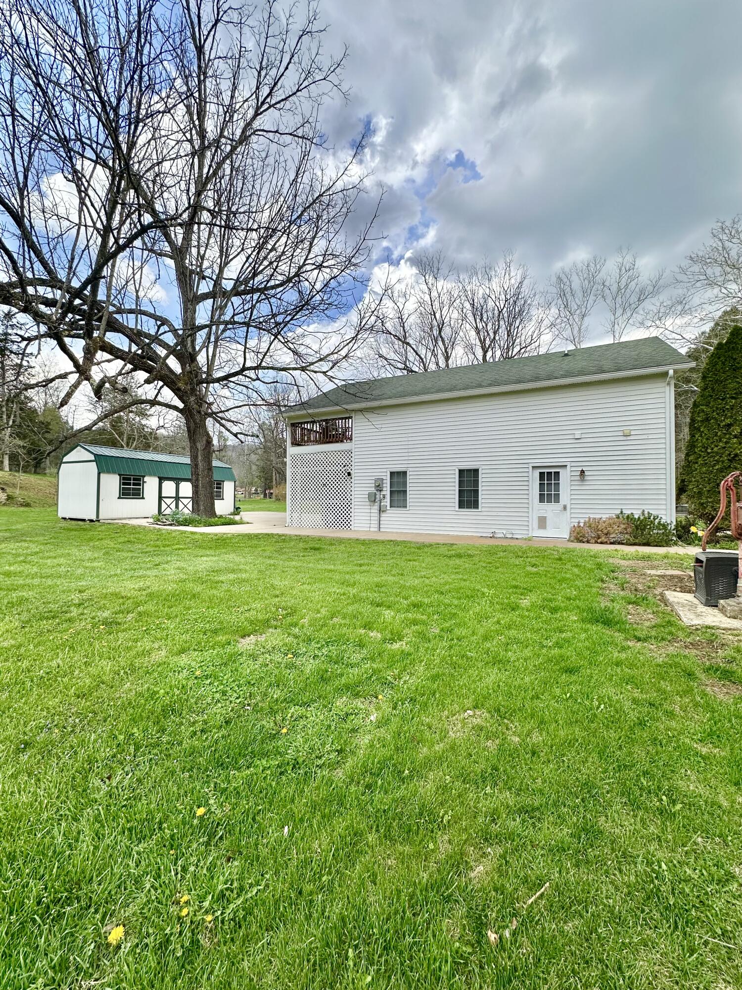 800 East Morris Hill Road Covington, VA 24426 - Photo 14 of 126 IMG_7167