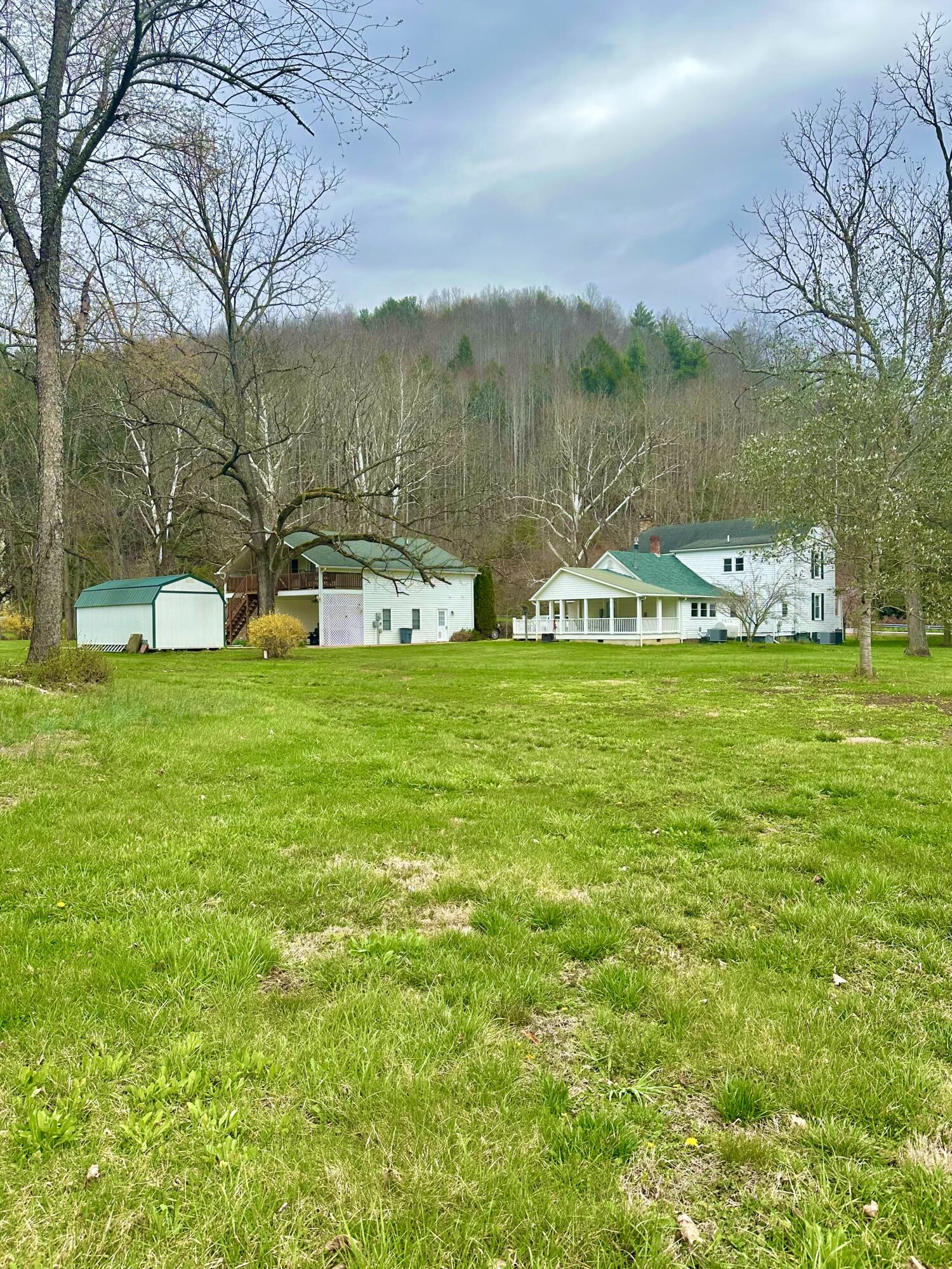 800 East Morris Hill Road Covington, VA 24426 - Photo 20 of 126 IMG_6954