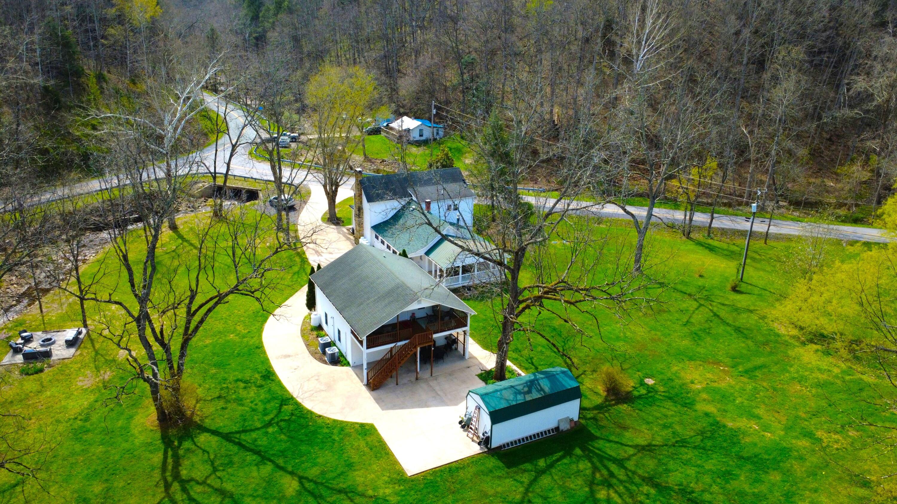 800 East Morris Hill Road Covington, VA 24426 - Photo 4 of 126 DJI_0795