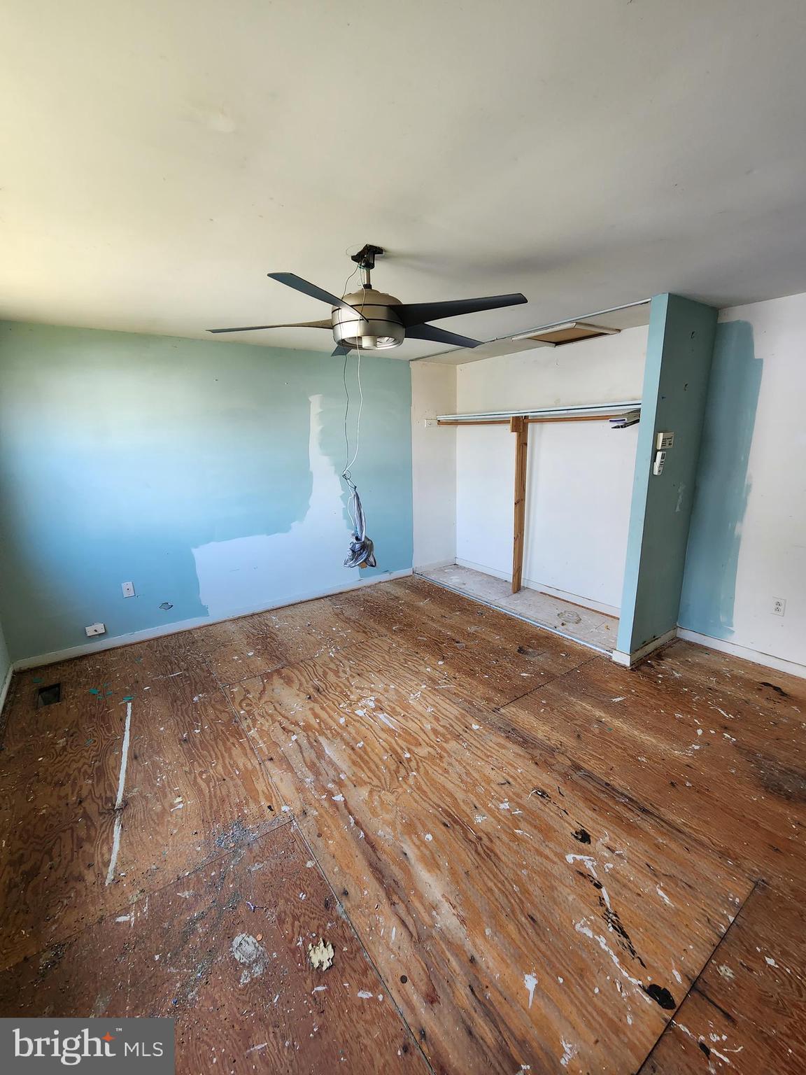 9063 Flamepool Way Columbia, MD 21045 - Photo 14 of 31 Master