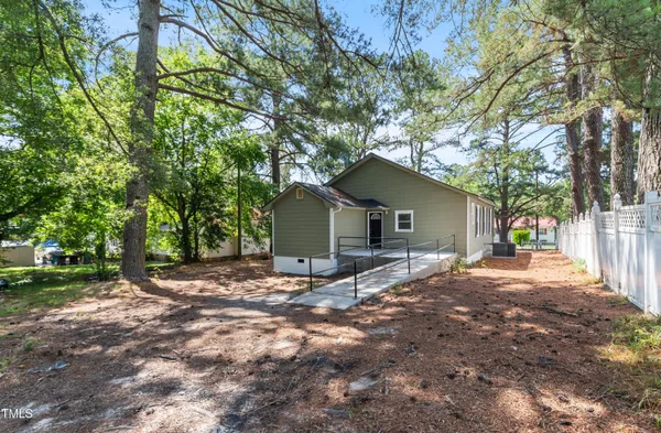 $179,000 | 726 West M Street, Erwin, NC 28339