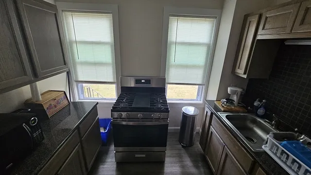 $550,000 | 518 Cottage Street, New Bedford, MA 02740