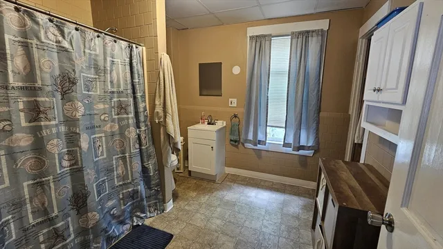 $550,000 | 518 Cottage Street, New Bedford, MA 02740