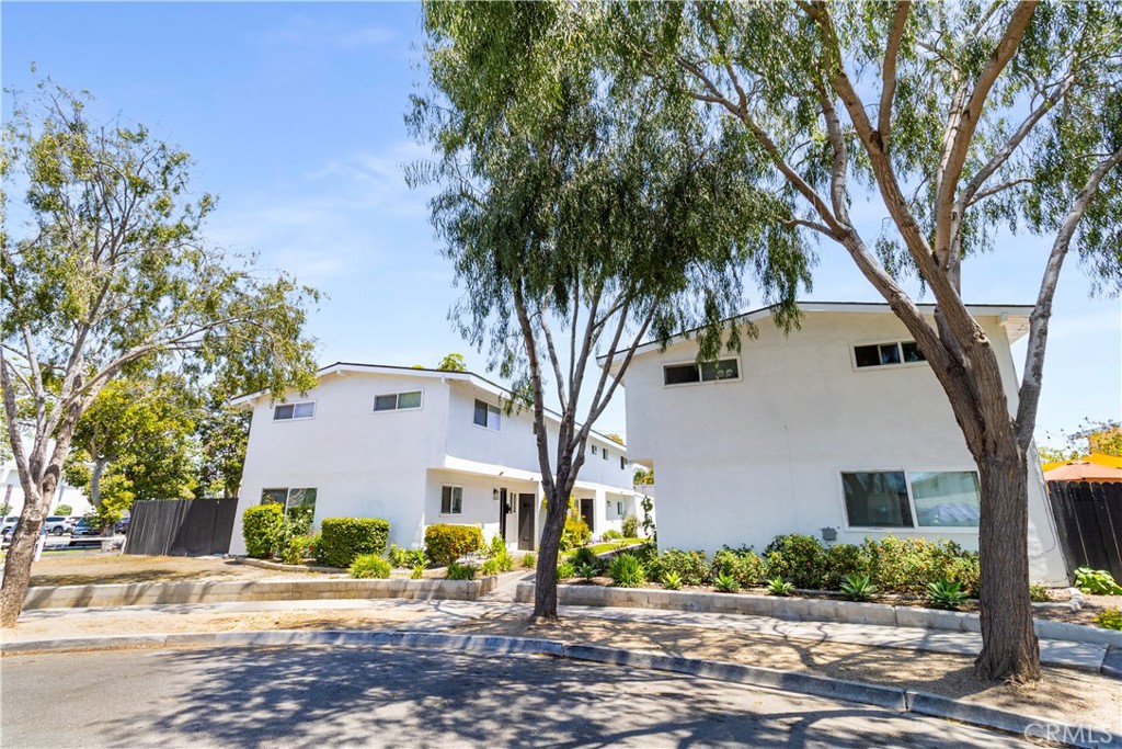 3040 Fillmore Way Costa Mesa, CA 92626 - Photo 4 of 10