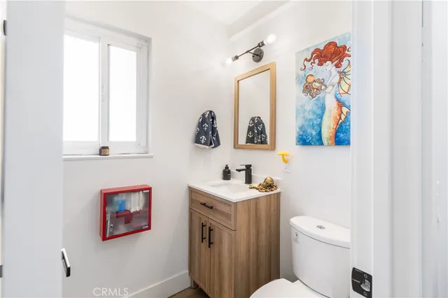 a car parked in front of a house